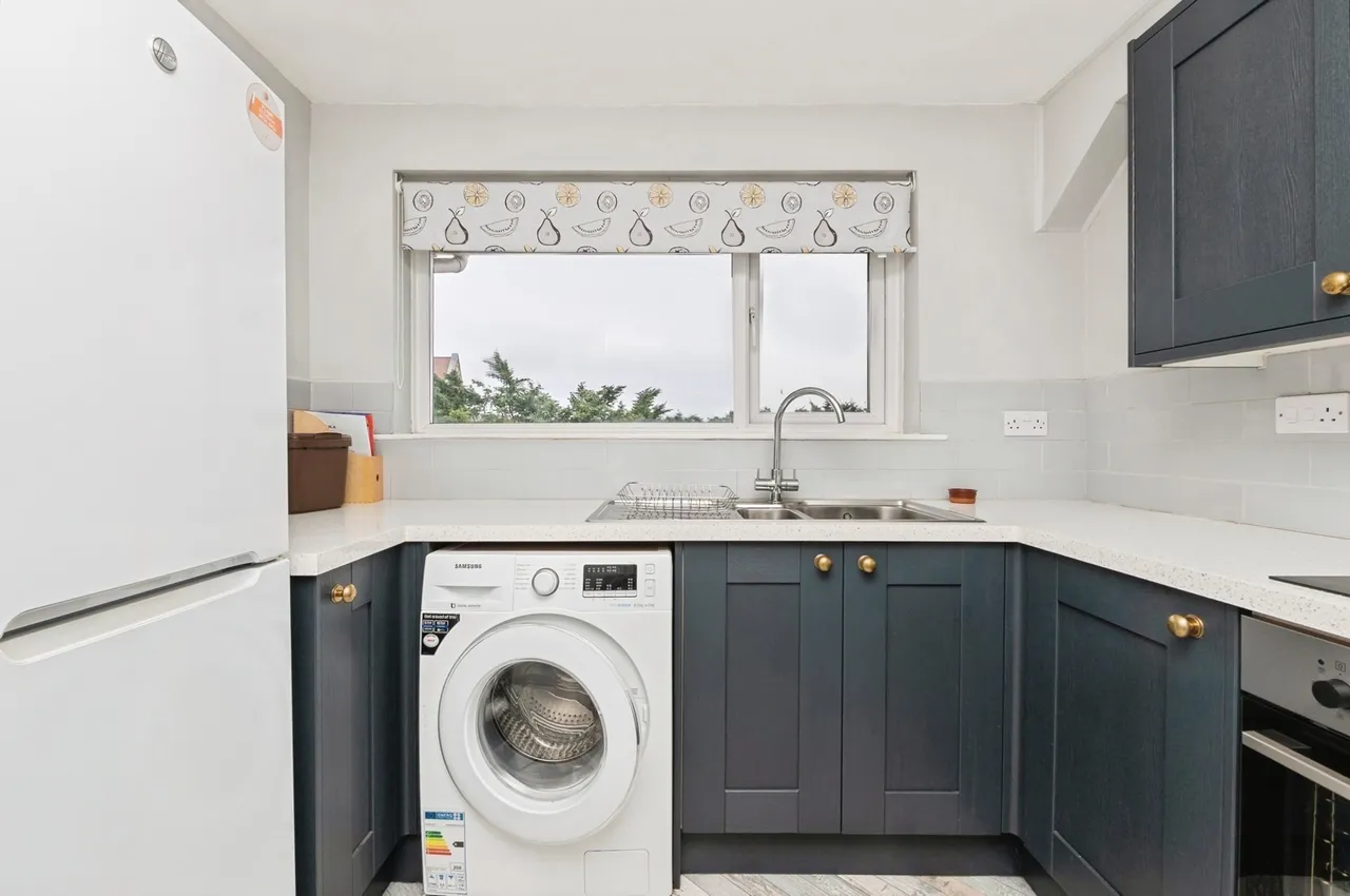 Westward Gardens, Long Ashton, Bristol, Somerset, BS41, photo 3