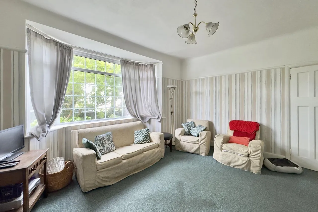 Thistlebarrow Road, BH7, photo 10