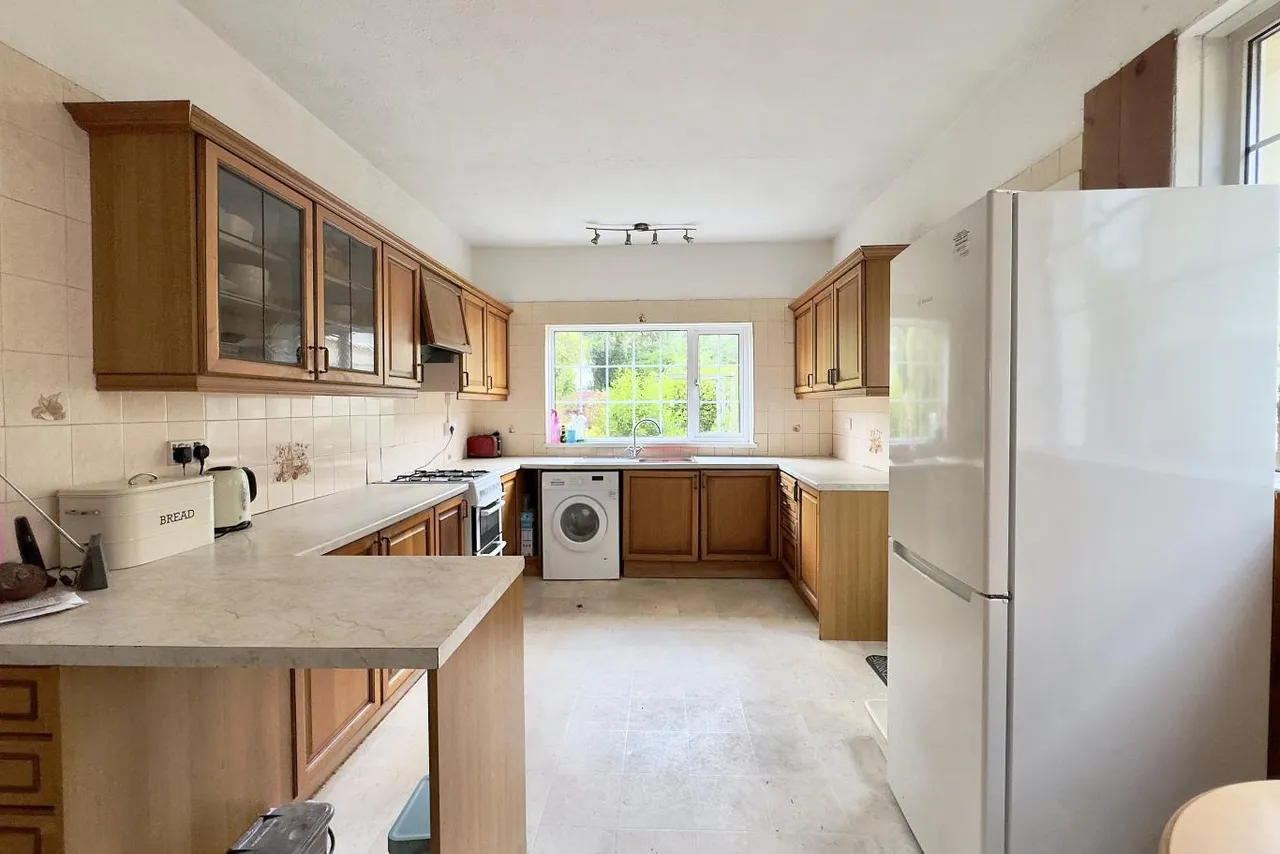 Thistlebarrow Road, BH7, photo 4