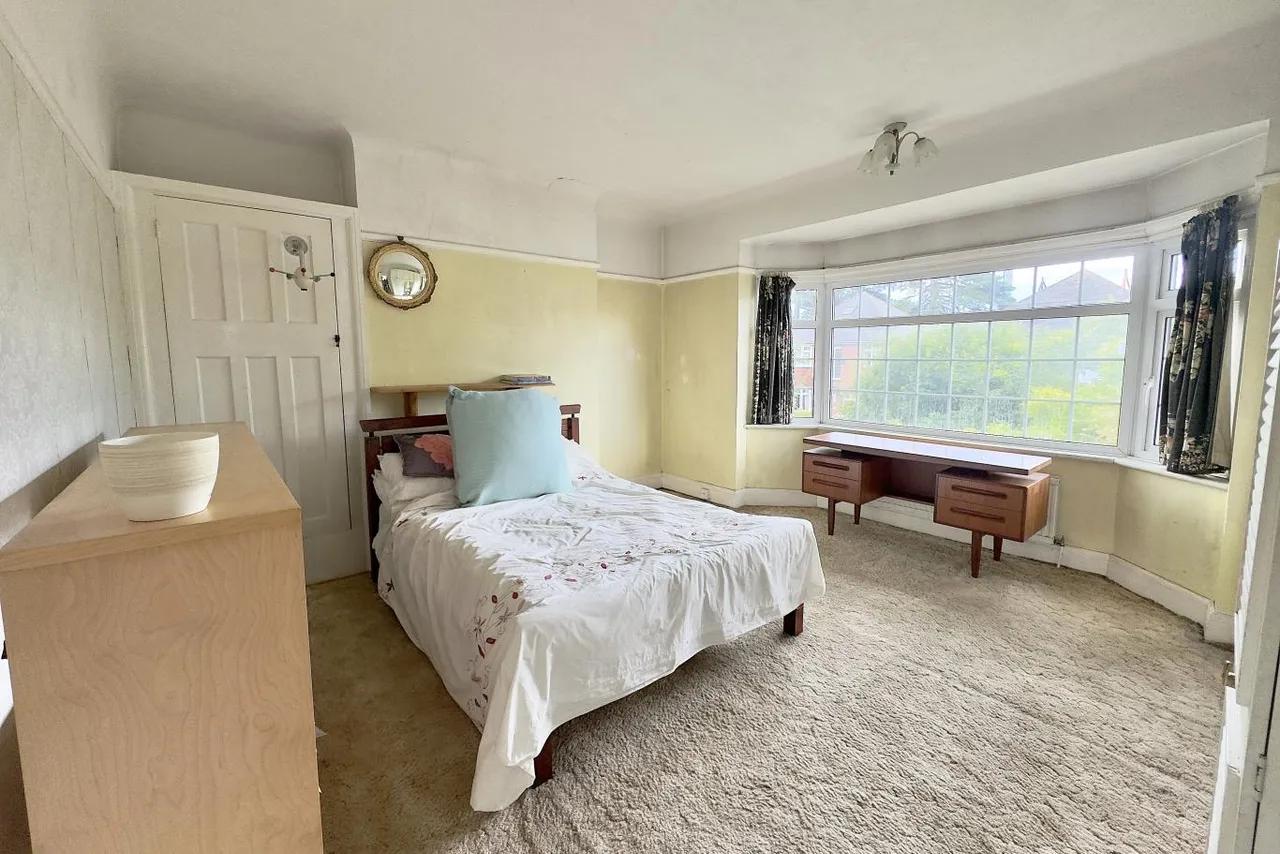 Thistlebarrow Road, BH7, photo 12