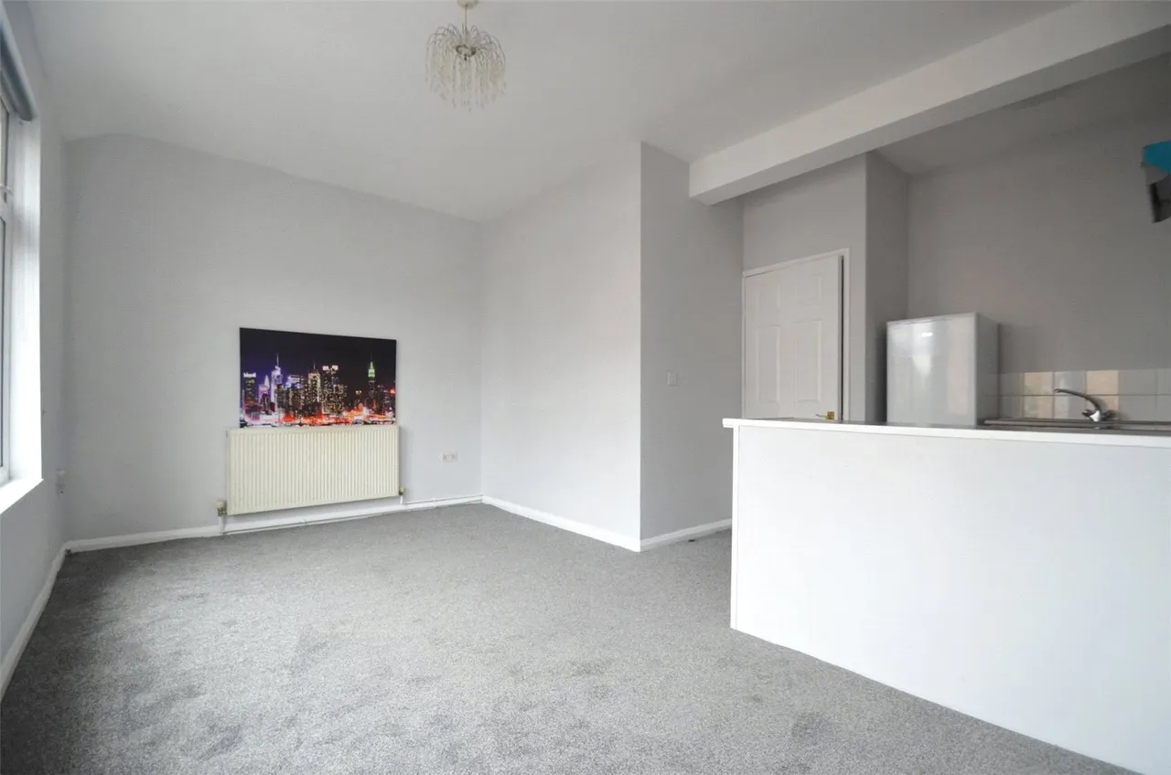 Ross Parade, Wallington Borough of Sutton, SM6, photo 2
