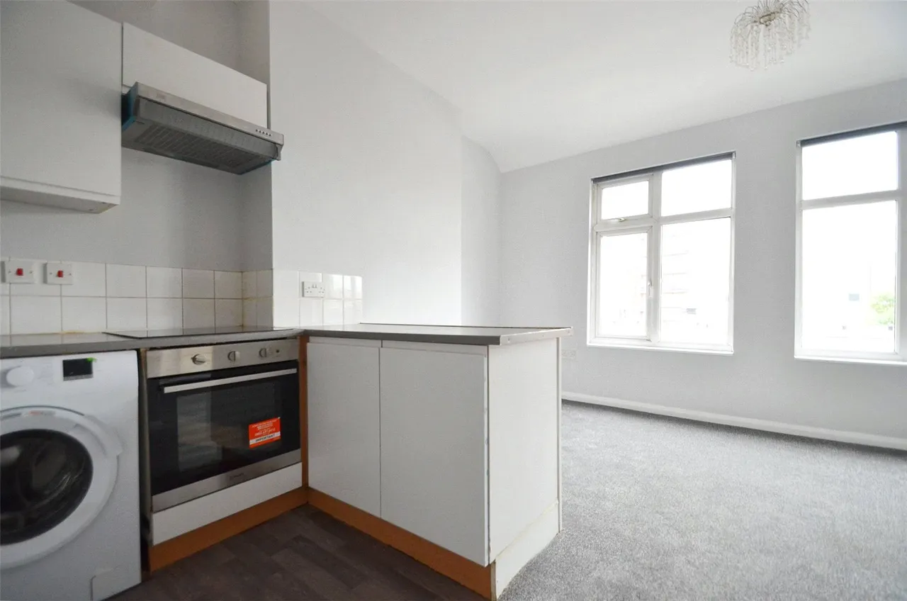 Ross Parade, Wallington Borough of Sutton, SM6, photo 5
