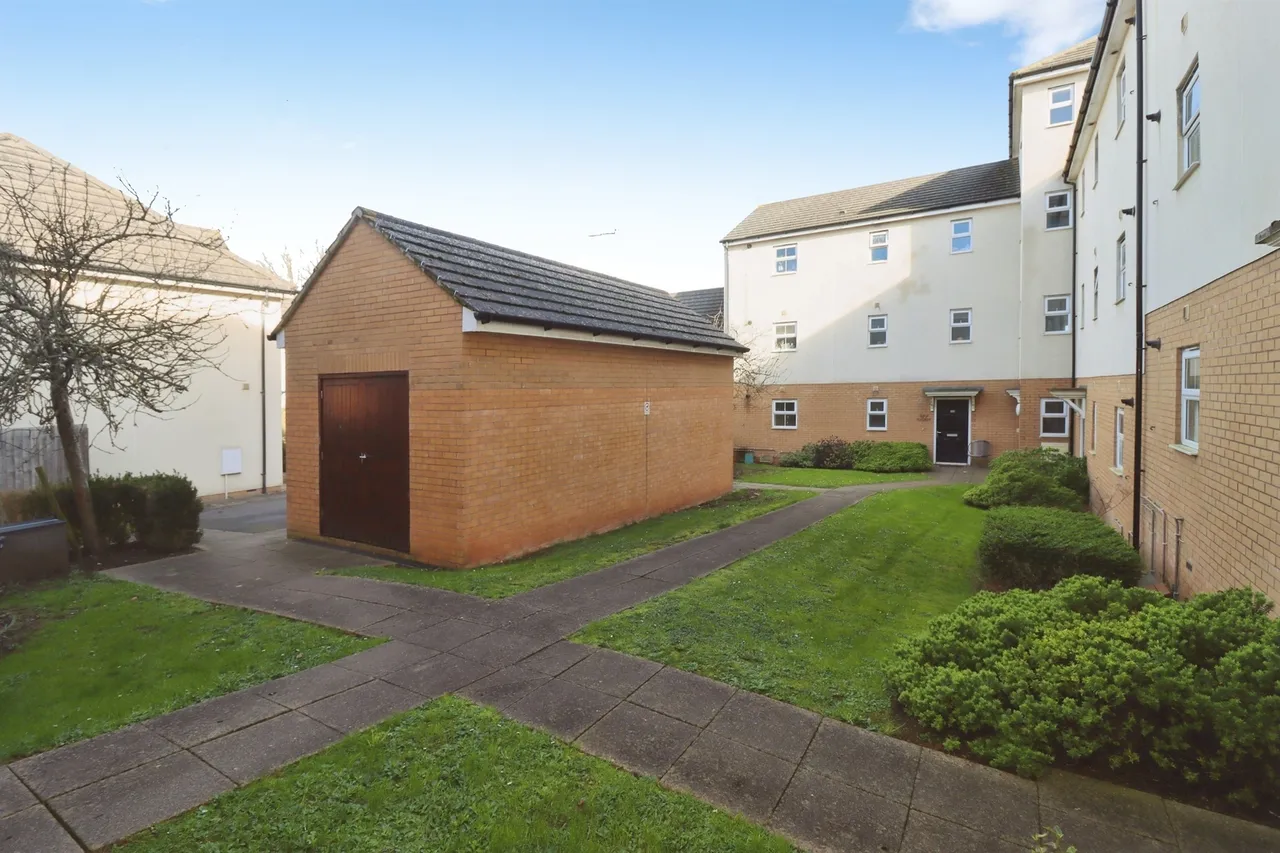 Oak Leaze, Patchway, BS34, photo 8