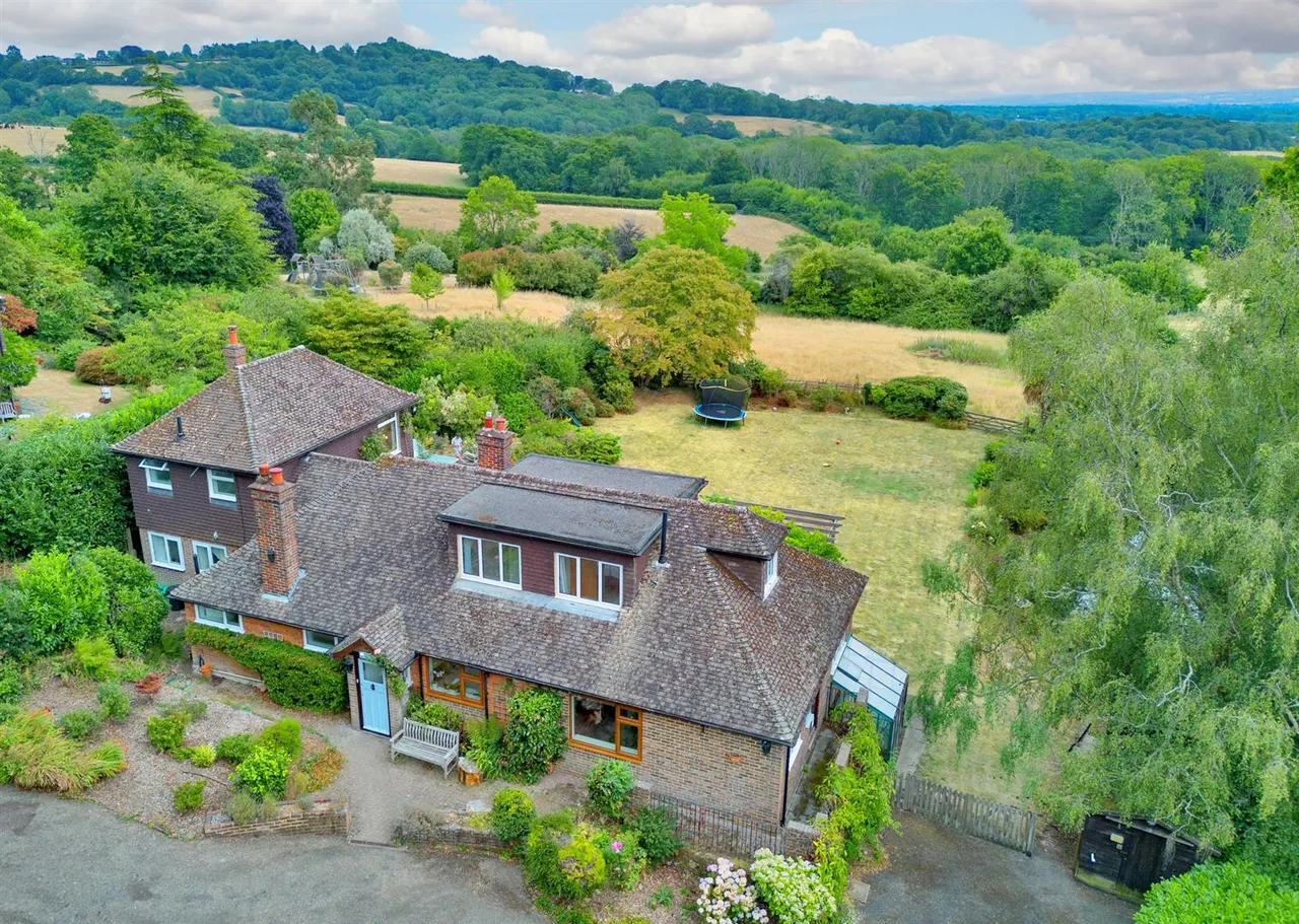 4 bed house for sale, Scords Lane, Toys Hill
