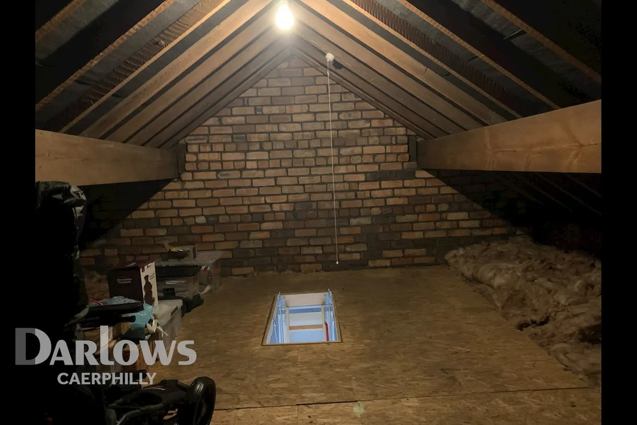 Caenant Road, Caerphilly, photo 22