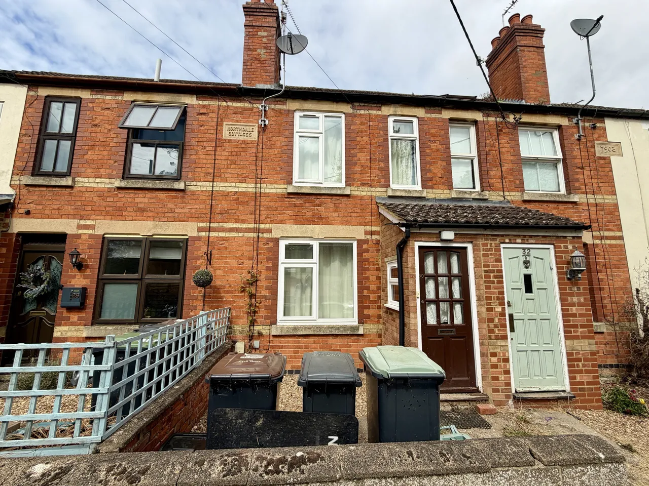 3 bed house to rent — Brooks Road, Raunds, WELLINGBOROUGH