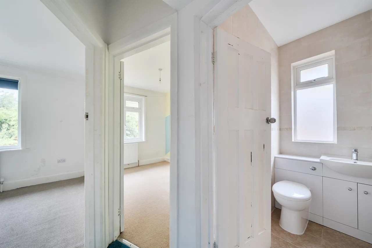 Ringwood Road, Poole, BH14, photo 12