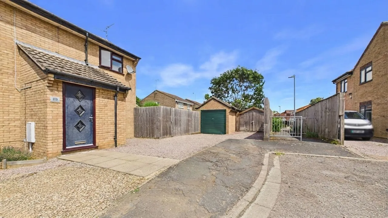 Swift Close, DEEPING ST JAMES, PE6, photo 16