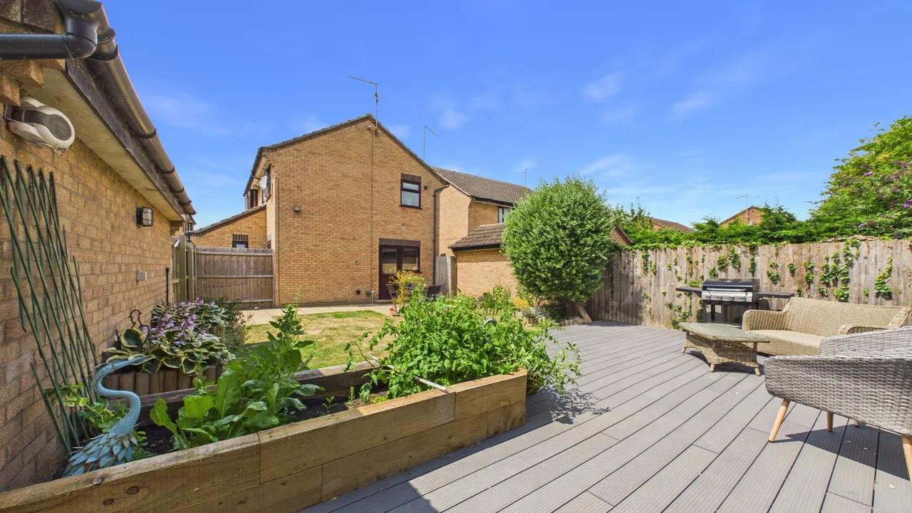 Swift Close, DEEPING ST JAMES, PE6, photo 2