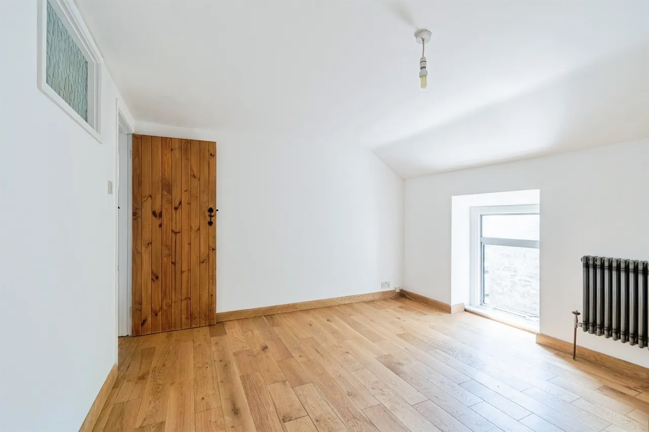 Bath Road, Colerne, SN14, photo 9