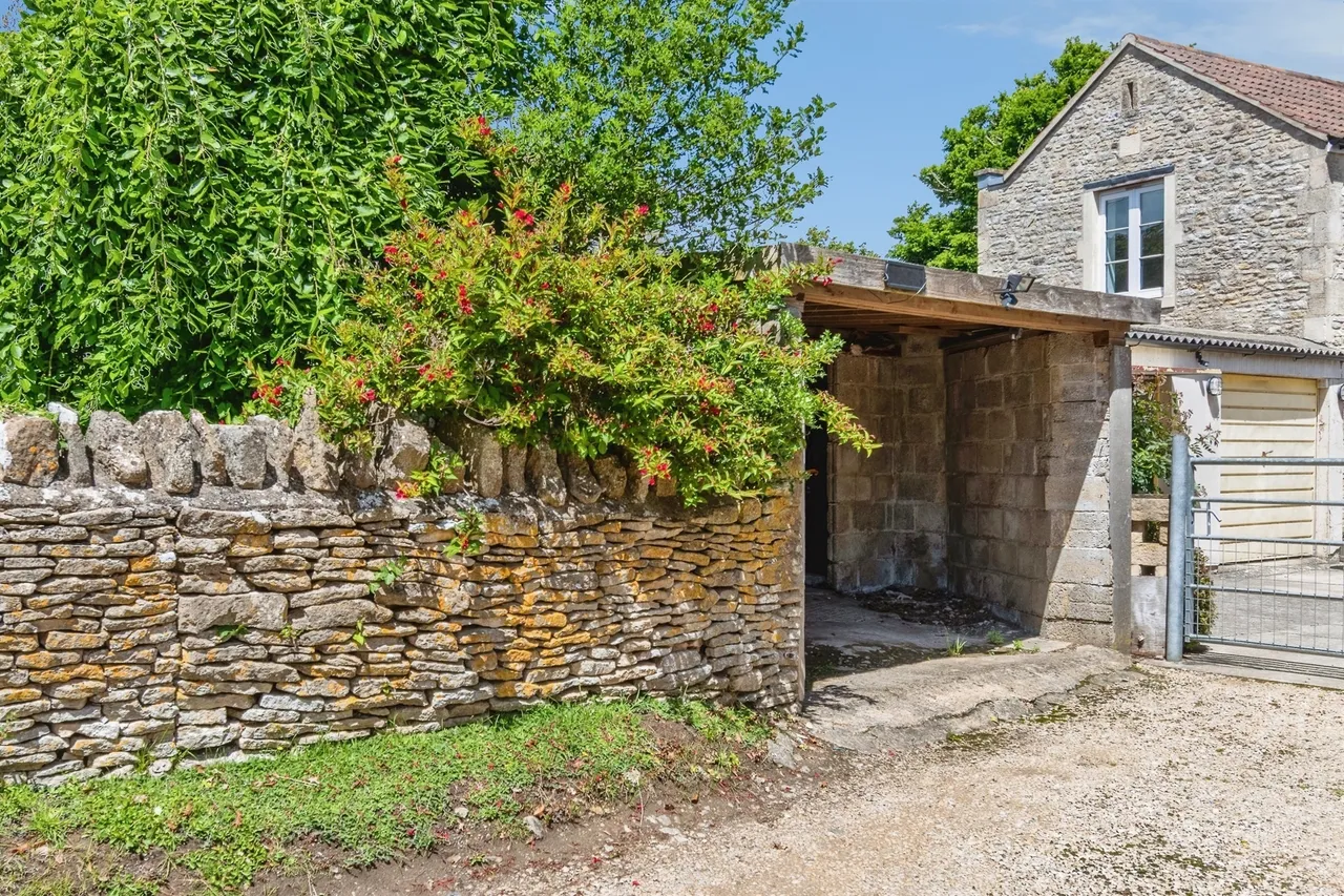 Bath Road, Colerne, SN14, photo 18