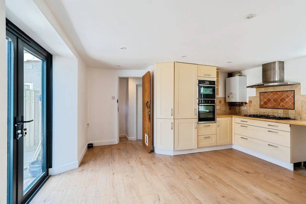 Bath Road, Colerne, SN14, photo 5