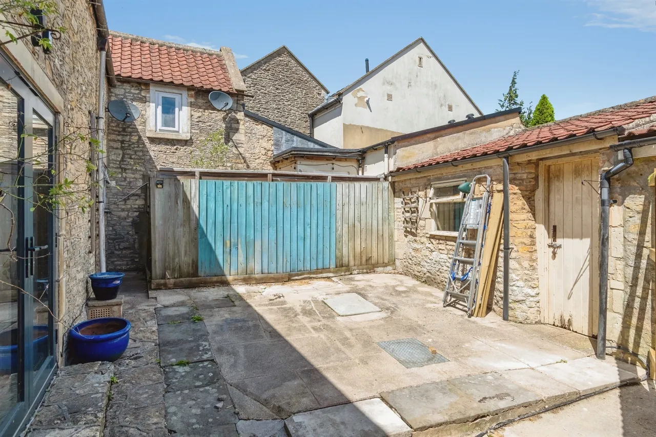 Bath Road, Colerne, SN14, photo 22