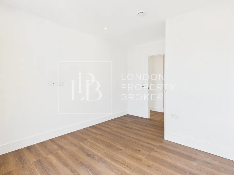Maple Mews, London, E3, photo 12