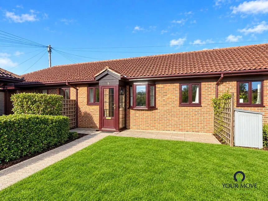 2 bed house to rent, Manor Way, Elmer, PO22