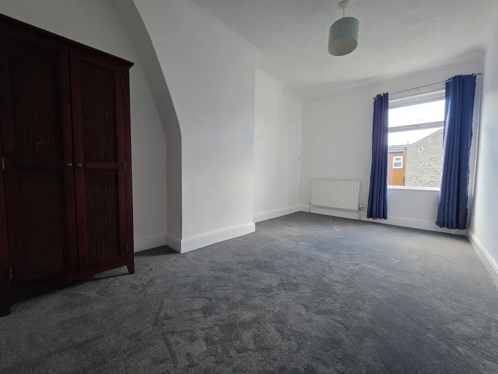 Woodhead Street, Marsh, BD19, photo 4