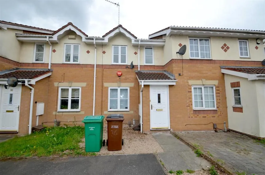2 bed house to rent, Marham Close, Nottingham, NG2