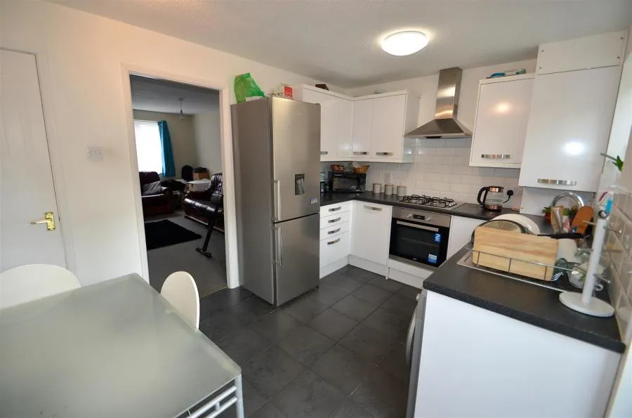 Marham Close, Nottingham, NG2, photo 4