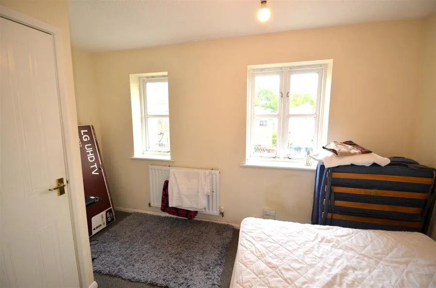 Marham Close, Nottingham, NG2, photo 11
