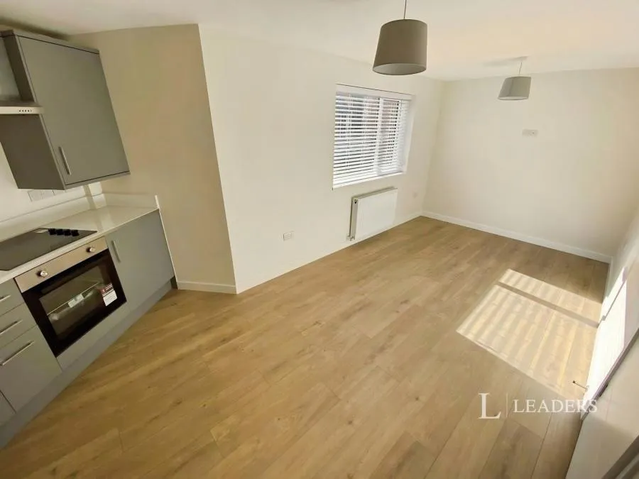 2 bed flat to rent, Willmore House, Bretton Green, PE3