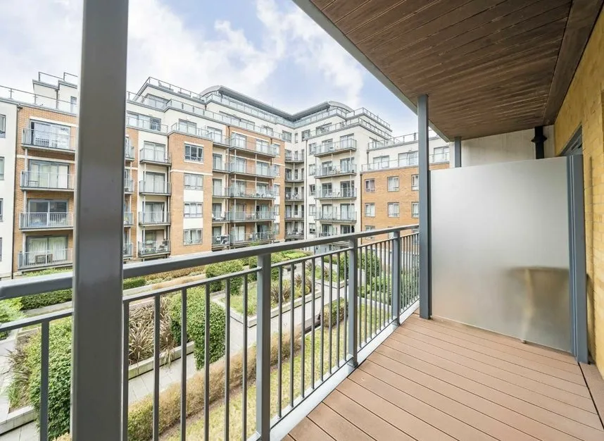 Aerodrome Road, Hendon, NW9, photo 4