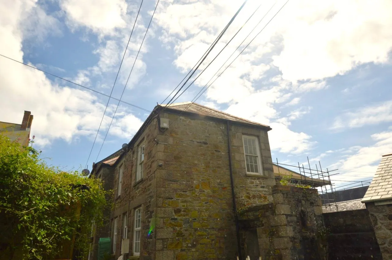 2 bed property to rent, Five Wells Lane, Helston, TR13