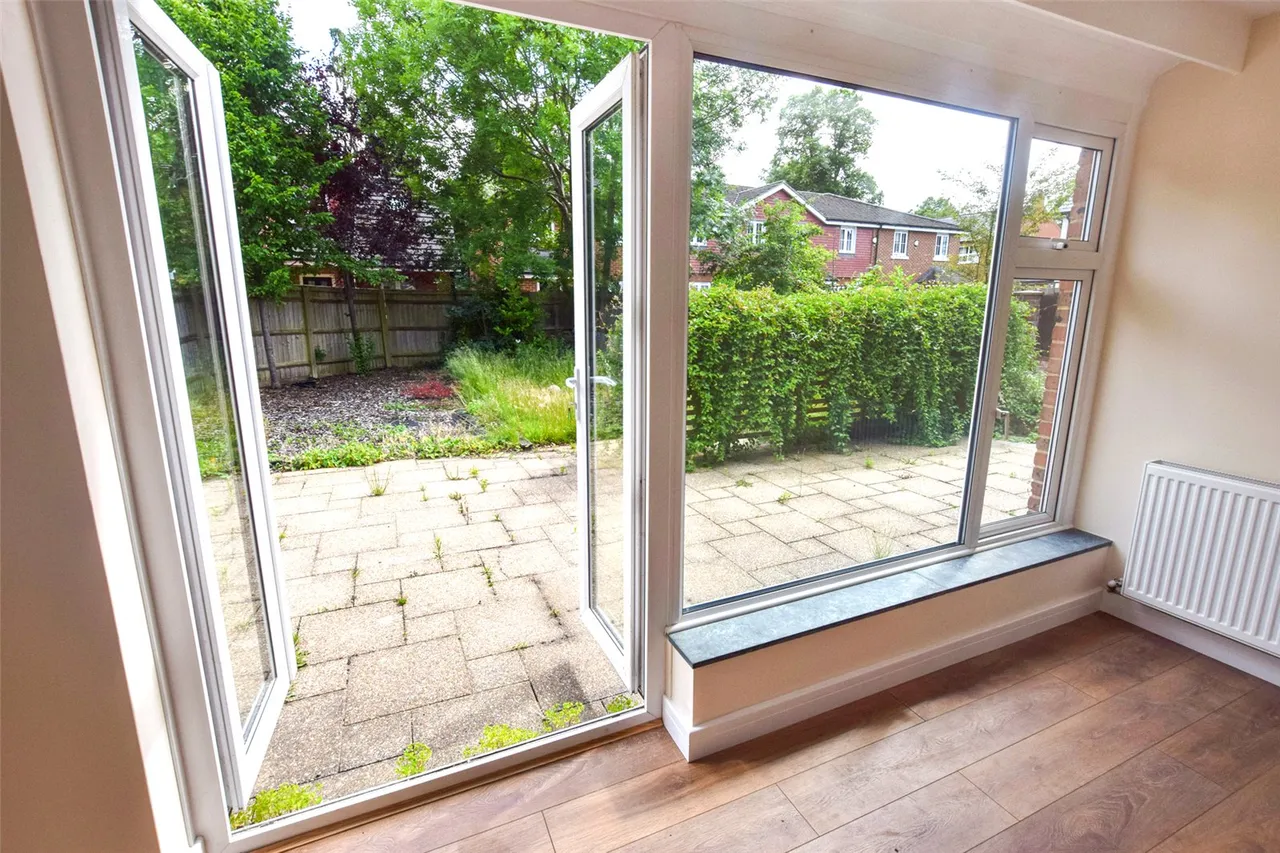 Church Road West, Farnborough, Hampshire, GU14 6QF, photo 7