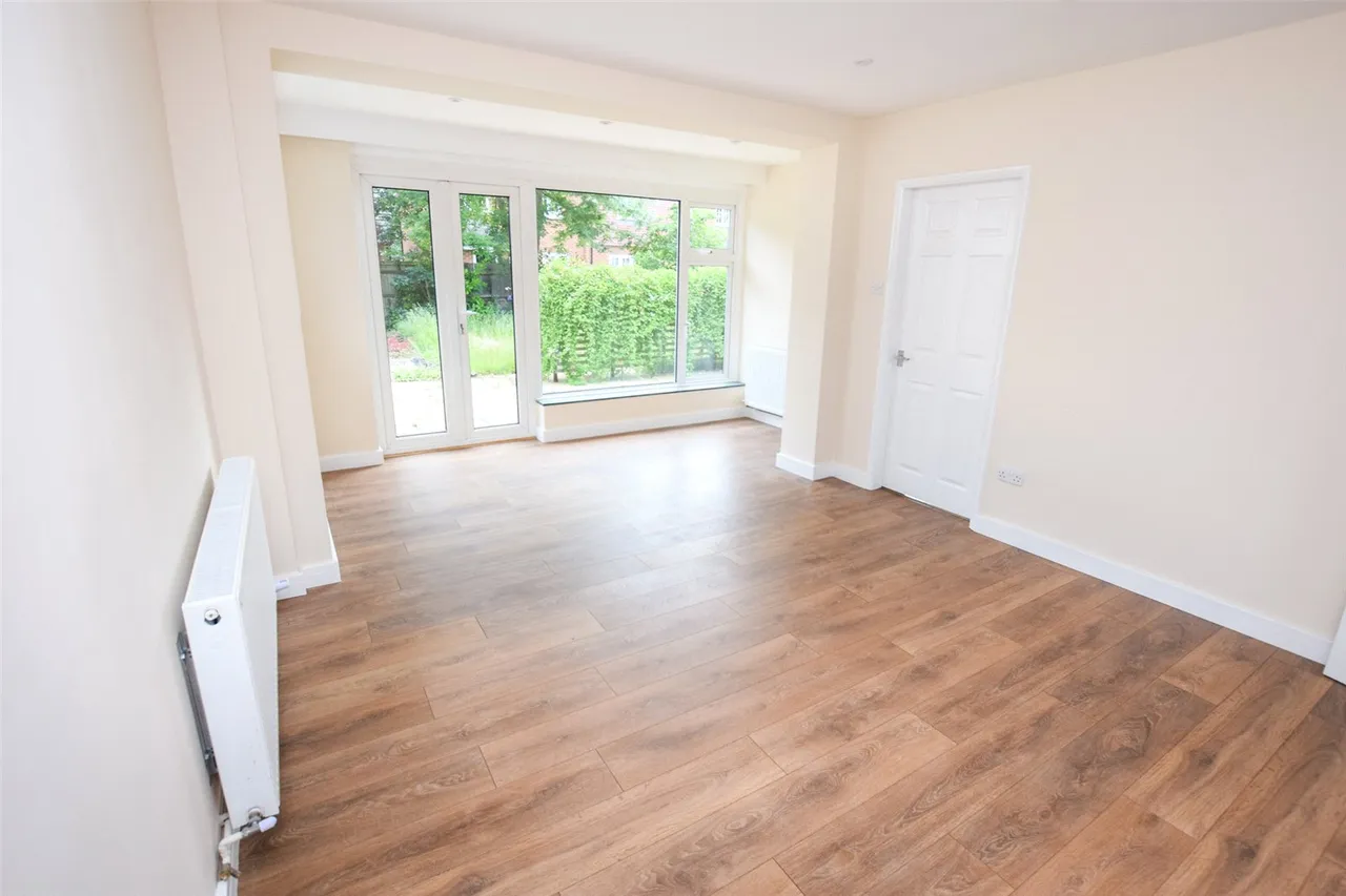 Church Road West, Farnborough, Hampshire, GU14 6QF, photo 13
