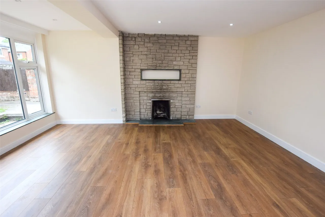 Church Road West, Farnborough, Hampshire, GU14 6QF, photo 10