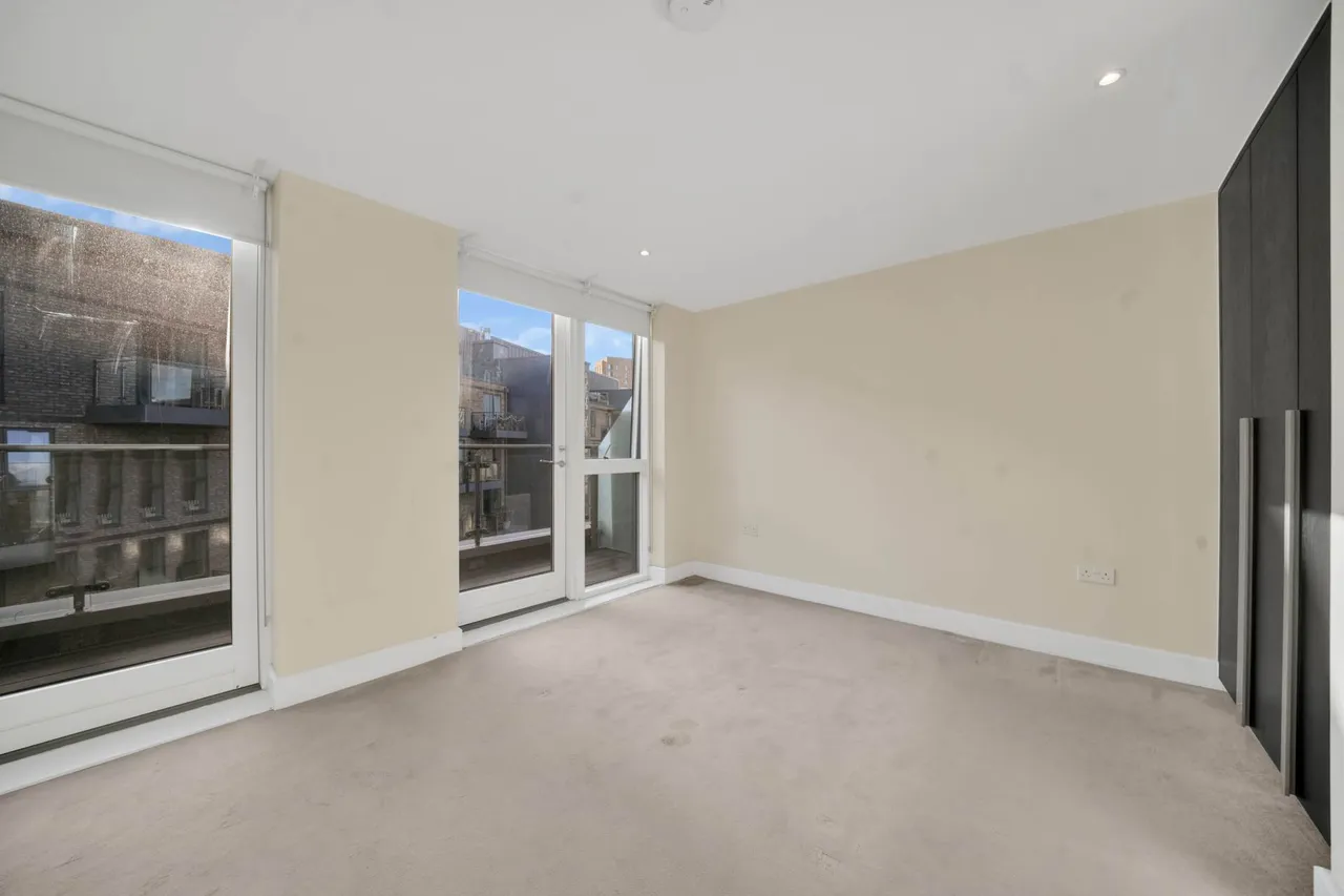 Ruckholt Road, London, E10, photo 11