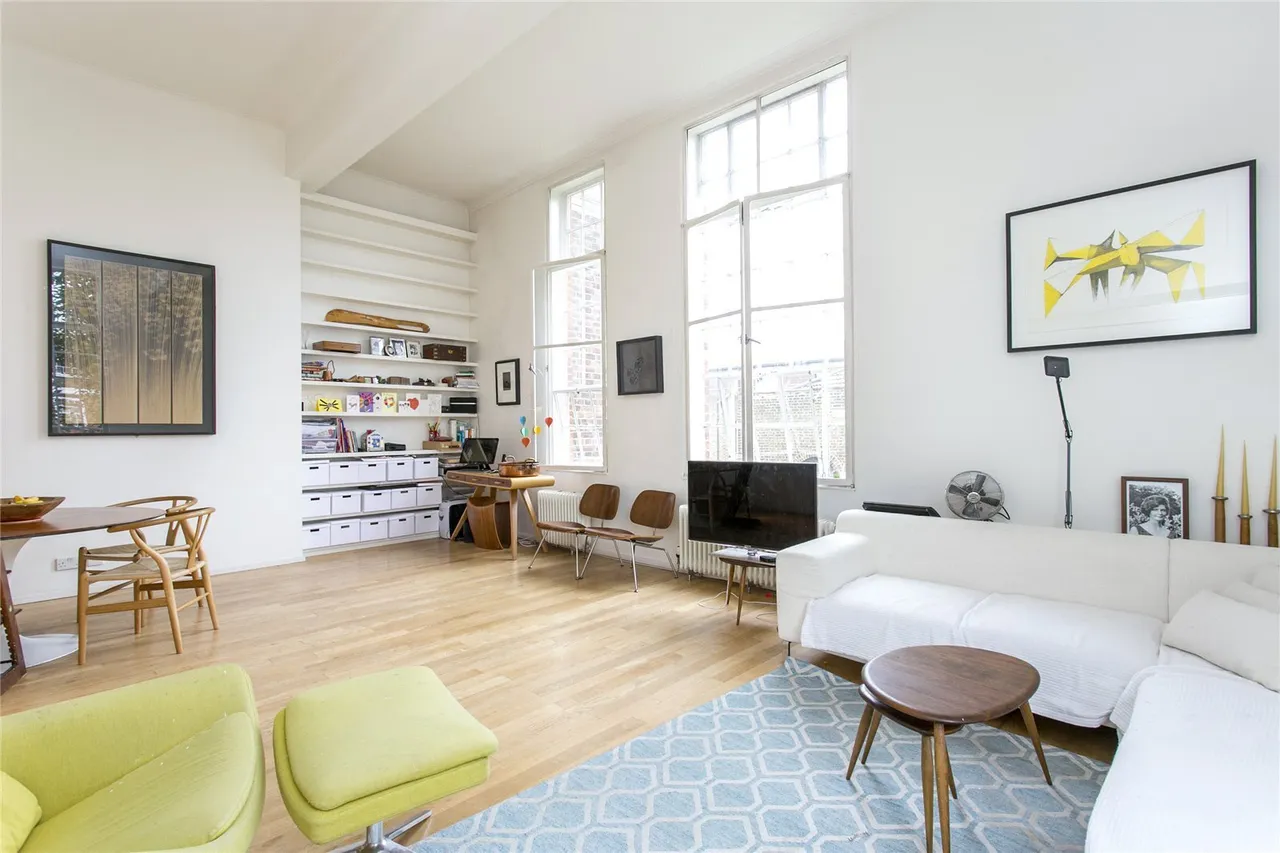 Prince of Wales Road, Kentish Town, NW5, photo 3