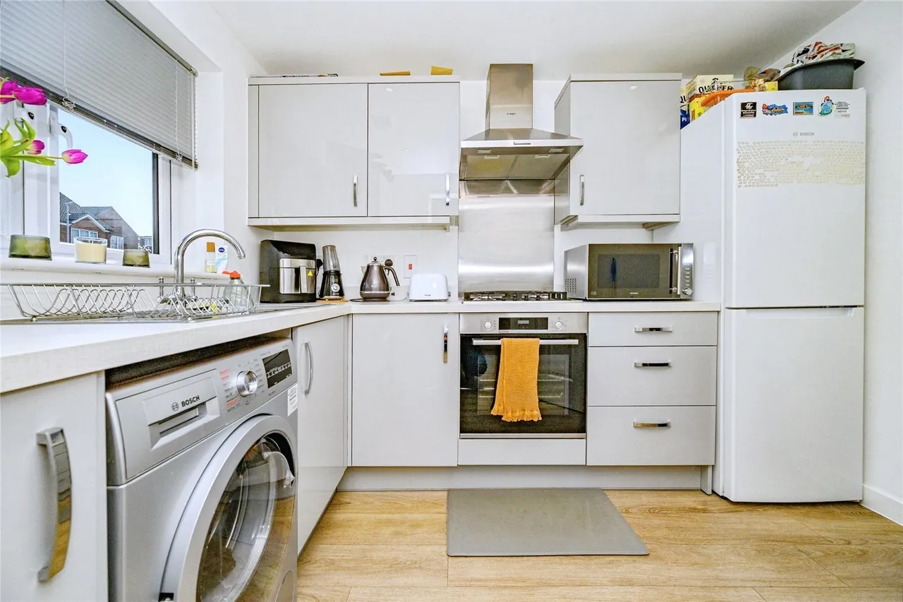Arundel Road, Luton, Bedfordshire, LU4, photo 7