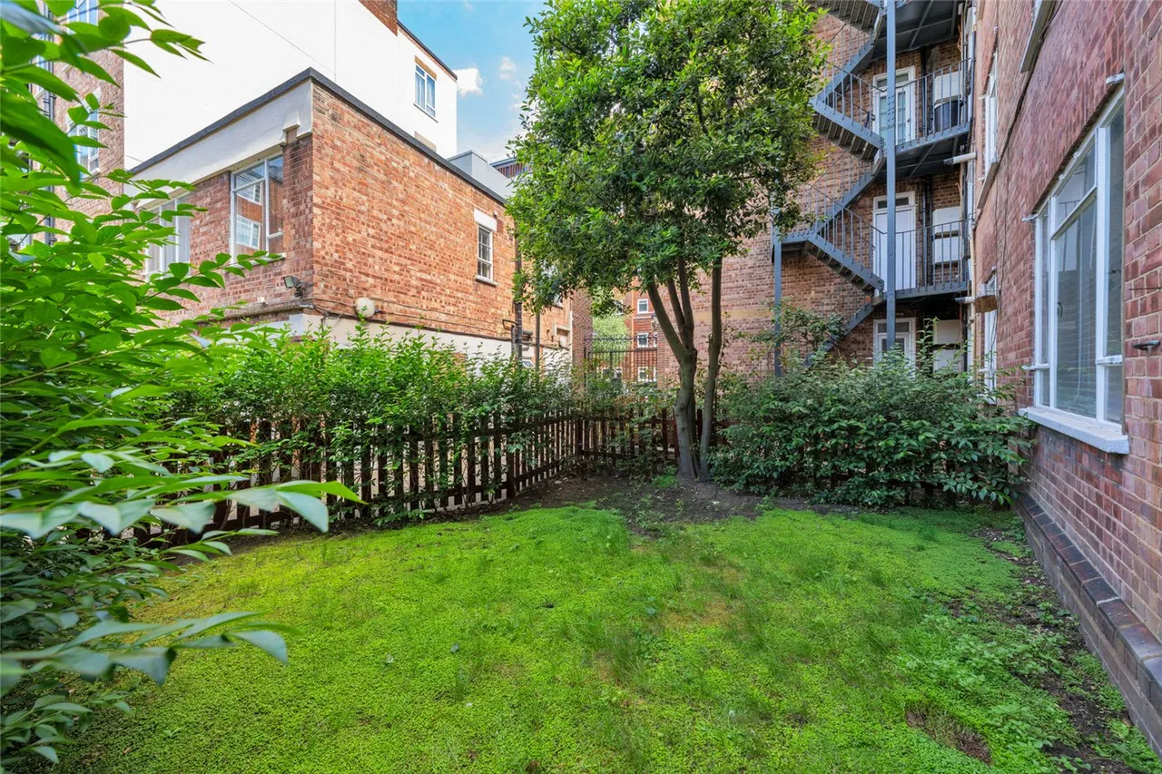 Charlbert Court, Charlbert Street, St John's Wood, London, NW8, photo 7