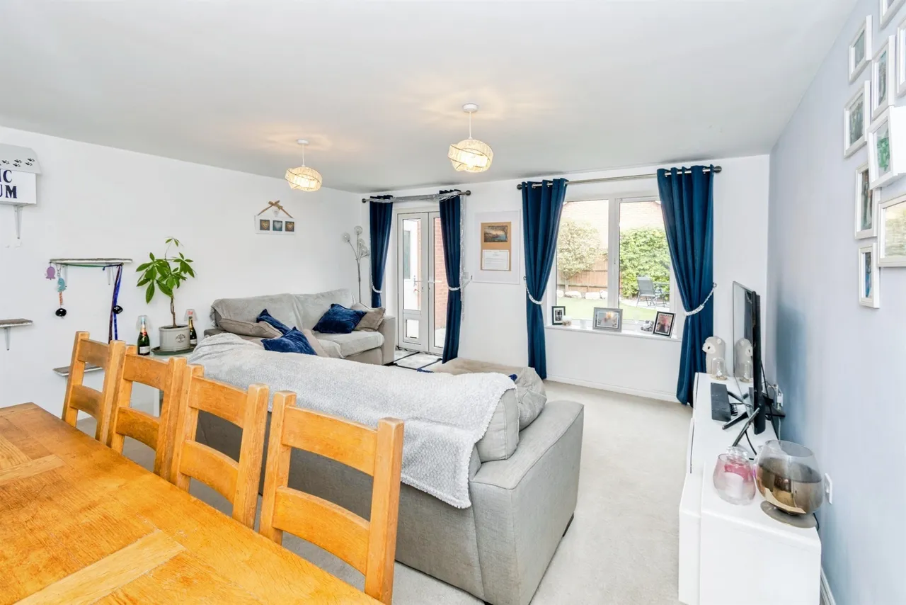 Le Marechal Avenue, Bursledon, SO31, photo 4