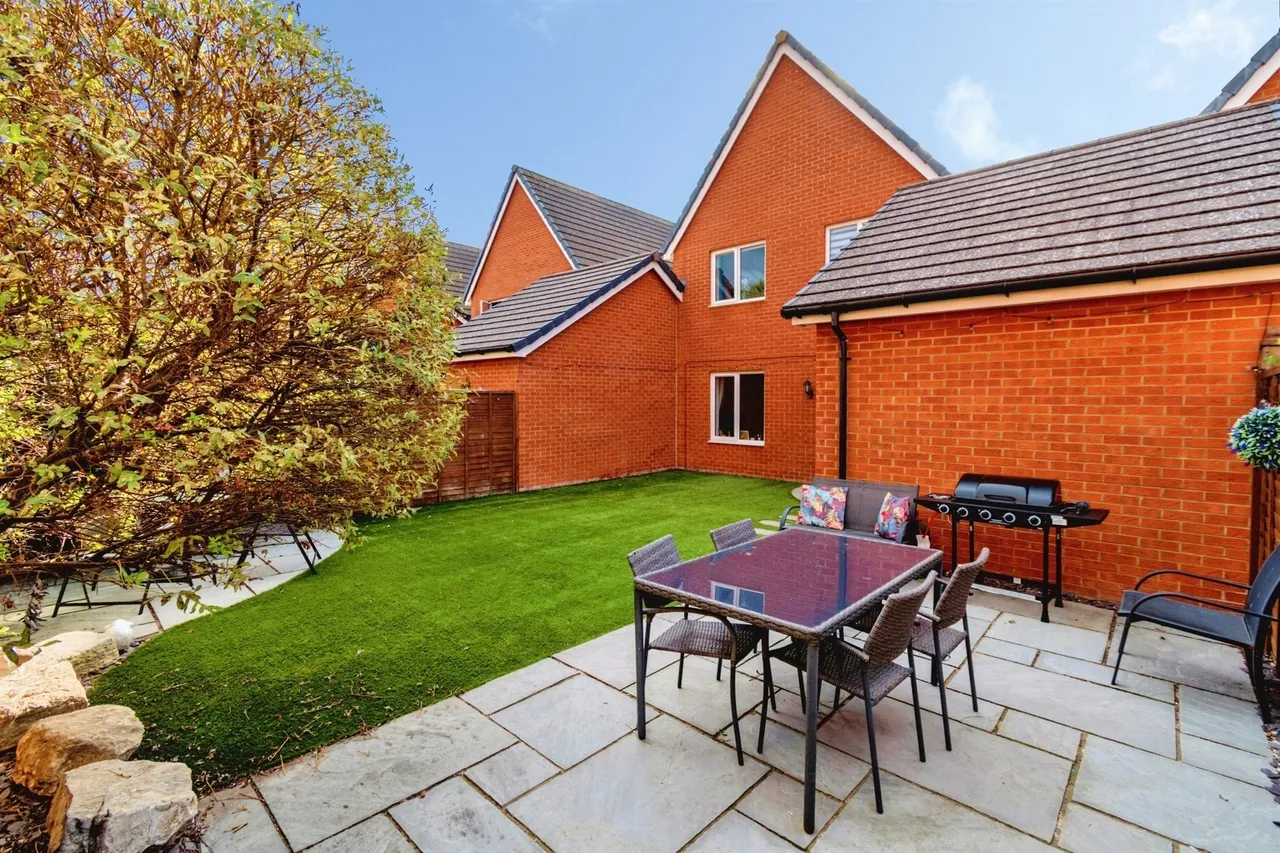 Le Marechal Avenue, Bursledon, SO31, photo 13