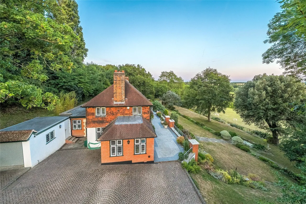 Westerham Road, Keston, BR2, photo 52