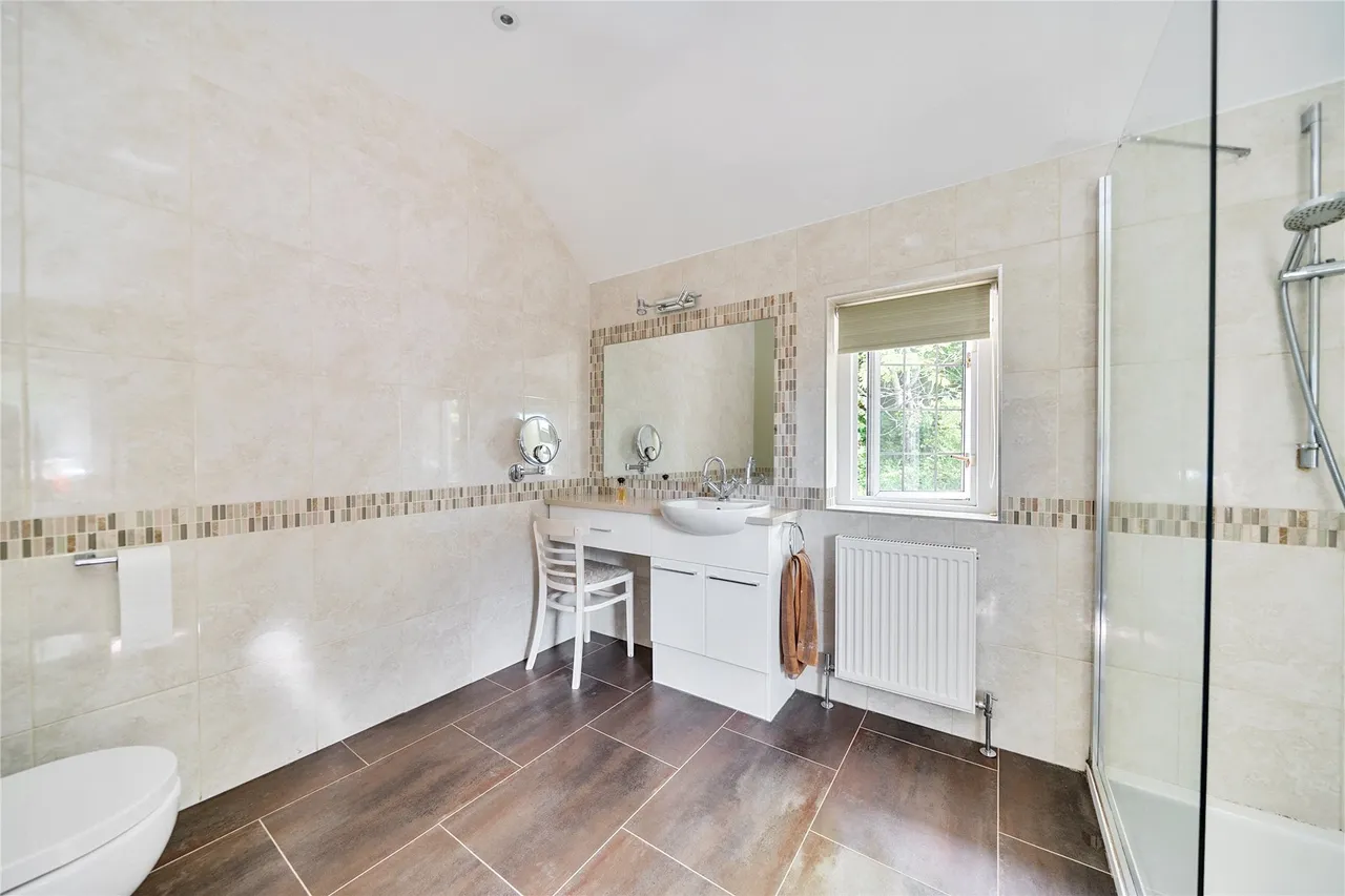 Westerham Road, Keston, BR2, photo 42