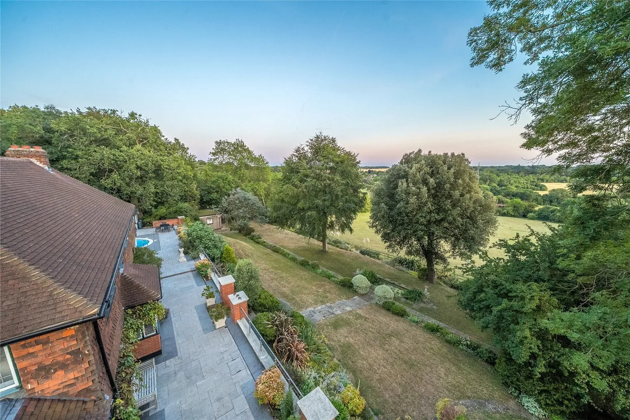 Westerham Road, Keston, BR2, photo 53