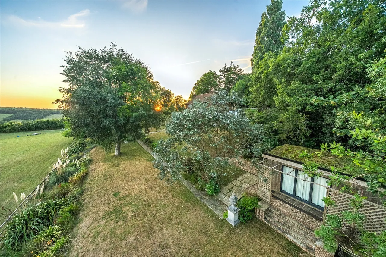 Westerham Road, Keston, BR2, photo 44