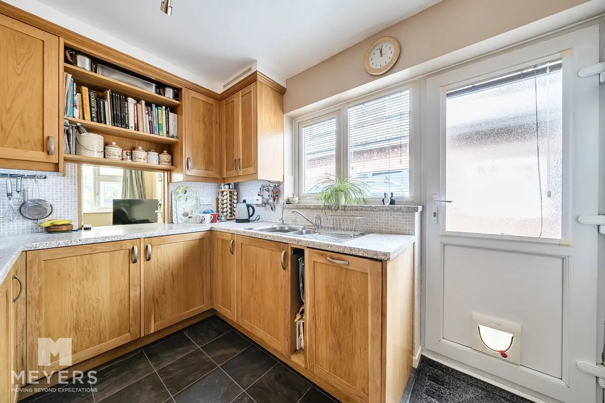 Oakdene Road, wool, BH20, photo 2