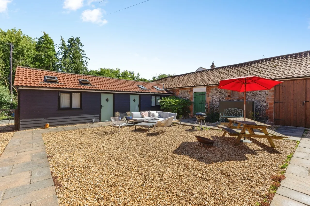 Station Road, Yaxham, Dereham, Norfolk, NR19, photo 32