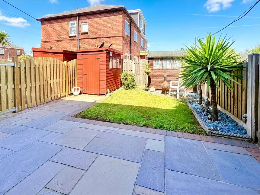 Broomhead Road, Wombwell, S73, photo 16