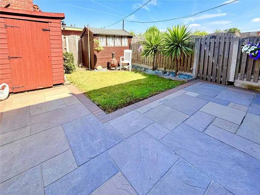 Broomhead Road, Wombwell, S73, photo 17