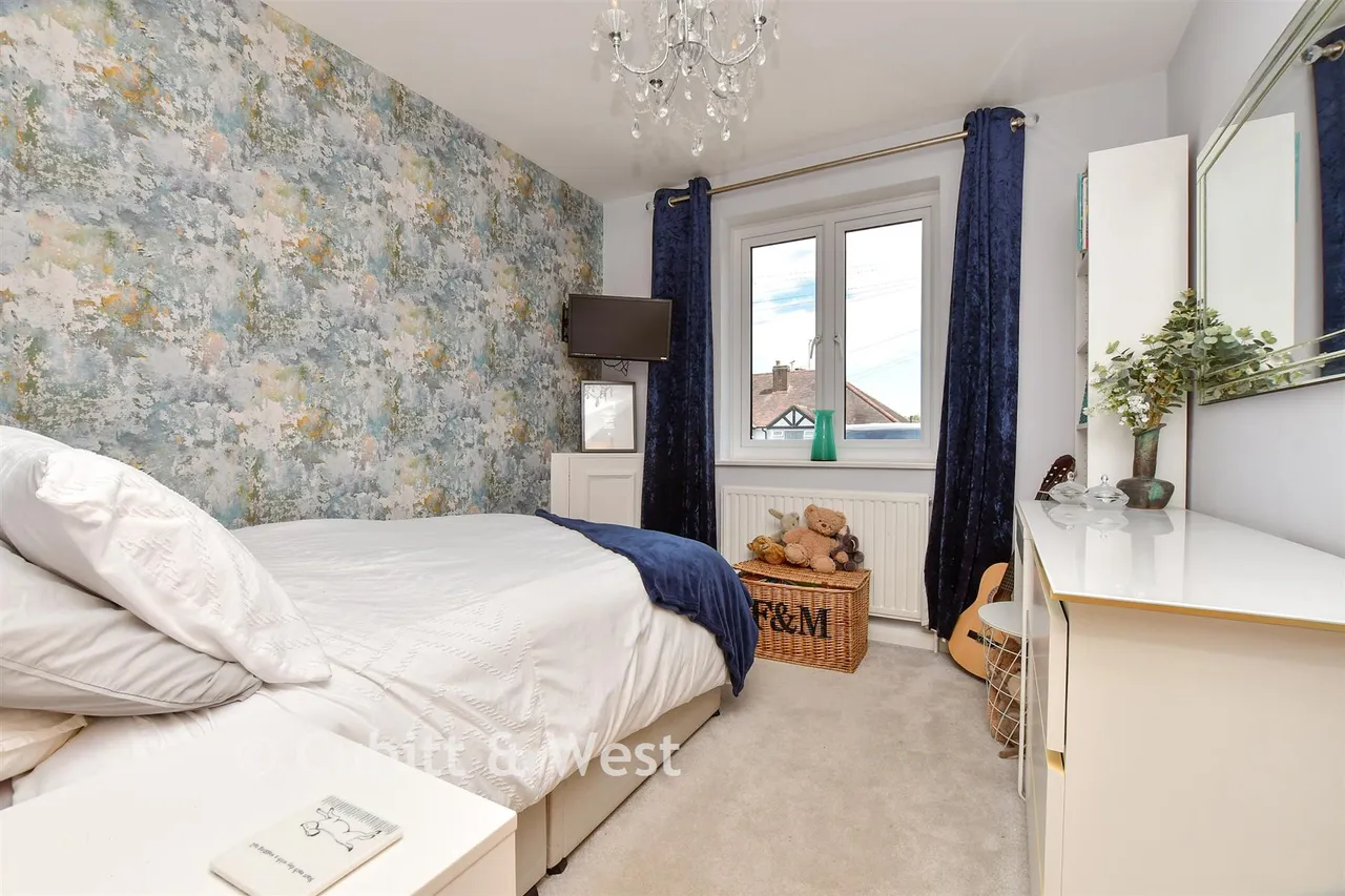 Orchard Close, Fetcham, KT22, photo 7