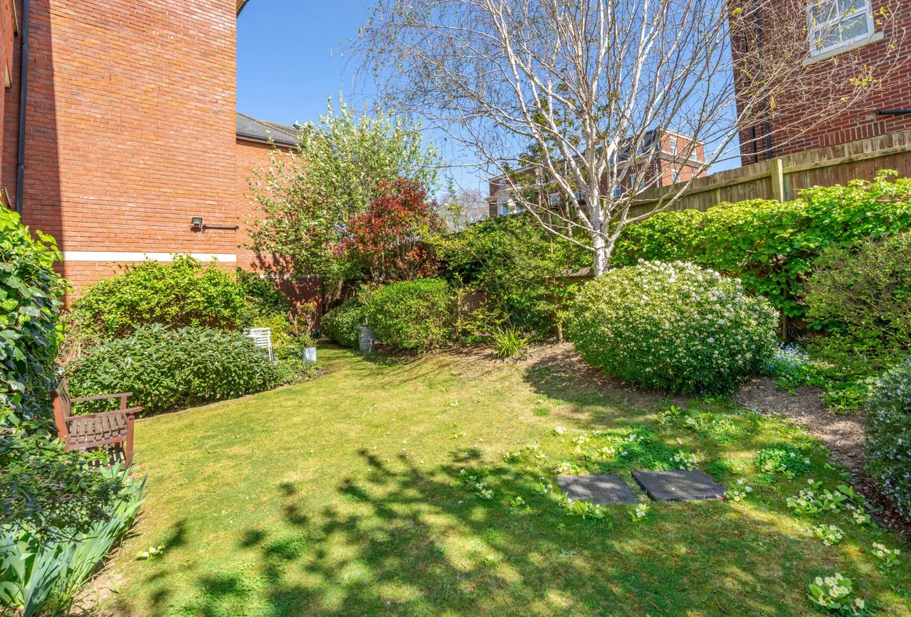 London Road, Gloucester, GL1 3QE, photo 3