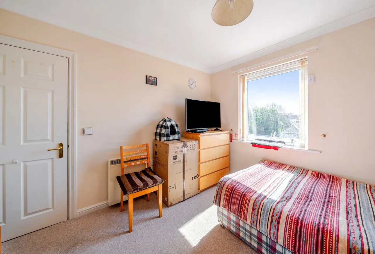 London Road, Gloucester, GL1 3QE, photo 6