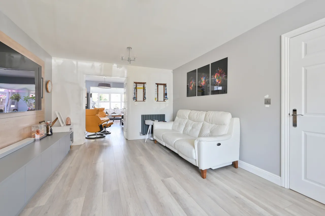 40 Edson Close, Leavesden, photo 4