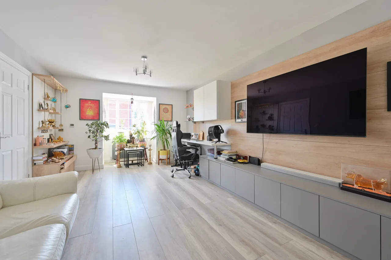 40 Edson Close, Leavesden, photo 9