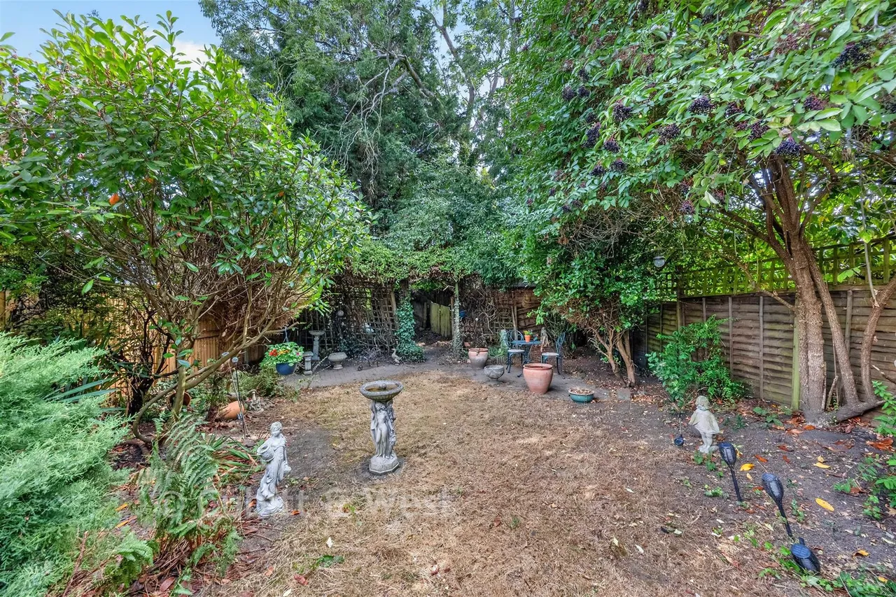 Westcroft Road, Carshalton, SM5, photo 8