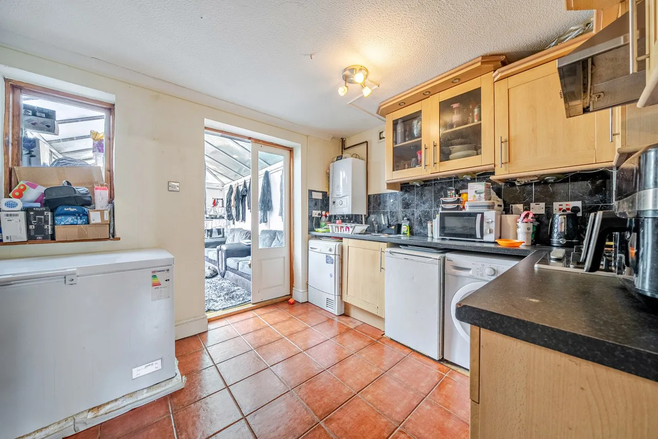 Courtland Grove, SE28, photo 9